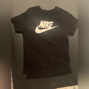 Nike T-shirt.  Girls Medium.  Color-Black. Gently used.